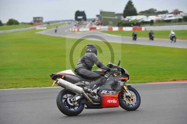 Motorcycle action photographs;Ty croes;anglesey;anglesey photographs;event digital images;eventdigitalimages;no limits trackday;peter wileman photography;trac mon;trackday;trackday digital images;trackday photos