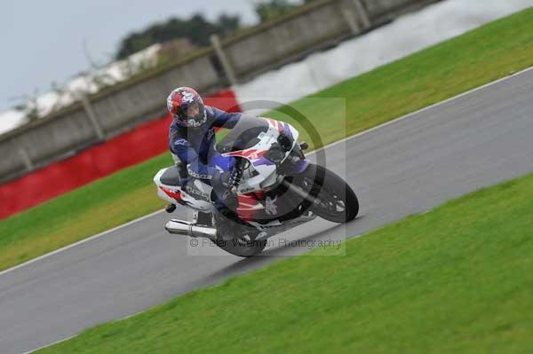 Motorcycle action photographs;Ty croes;anglesey;anglesey photographs;event digital images;eventdigitalimages;no limits trackday;peter wileman photography;trac mon;trackday;trackday digital images;trackday photos