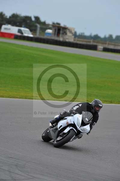 Motorcycle action photographs;Ty croes;anglesey;anglesey photographs;event digital images;eventdigitalimages;no limits trackday;peter wileman photography;trac mon;trackday;trackday digital images;trackday photos