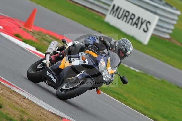 Motorcycle action photographs;Ty croes;anglesey;anglesey photographs;event digital images;eventdigitalimages;no limits trackday;peter wileman photography;trac mon;trackday;trackday digital images;trackday photos