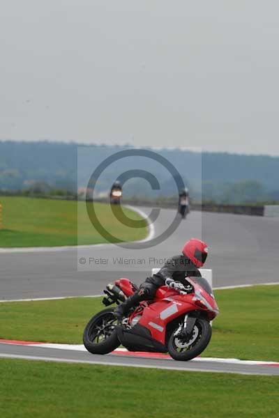 Motorcycle action photographs;Ty croes;anglesey;anglesey photographs;event digital images;eventdigitalimages;no limits trackday;peter wileman photography;trac mon;trackday;trackday digital images;trackday photos