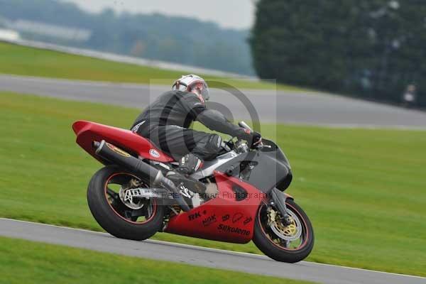 Motorcycle action photographs;Ty croes;anglesey;anglesey photographs;event digital images;eventdigitalimages;no limits trackday;peter wileman photography;trac mon;trackday;trackday digital images;trackday photos