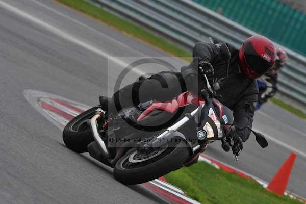 Motorcycle action photographs;Ty croes;anglesey;anglesey photographs;event digital images;eventdigitalimages;no limits trackday;peter wileman photography;trac mon;trackday;trackday digital images;trackday photos