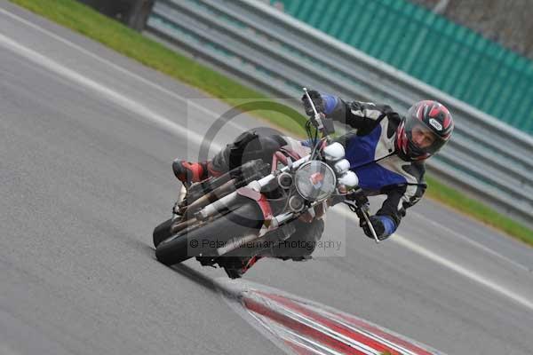 Motorcycle action photographs;Ty croes;anglesey;anglesey photographs;event digital images;eventdigitalimages;no limits trackday;peter wileman photography;trac mon;trackday;trackday digital images;trackday photos