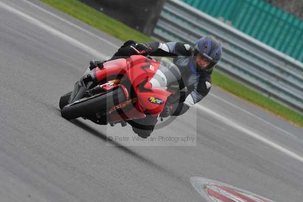Motorcycle action photographs;Ty croes;anglesey;anglesey photographs;event digital images;eventdigitalimages;no limits trackday;peter wileman photography;trac mon;trackday;trackday digital images;trackday photos
