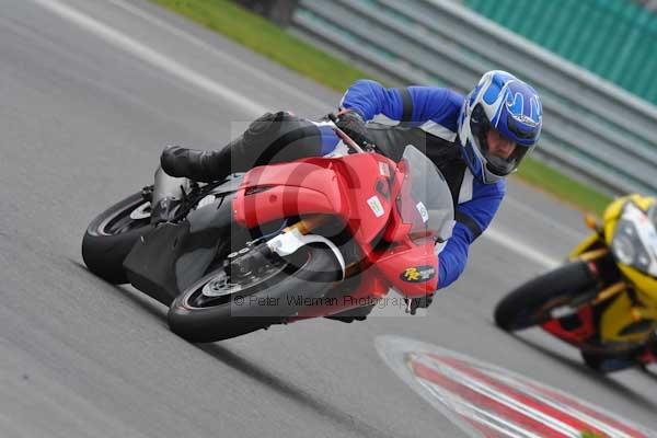 Motorcycle action photographs;Ty croes;anglesey;anglesey photographs;event digital images;eventdigitalimages;no limits trackday;peter wileman photography;trac mon;trackday;trackday digital images;trackday photos