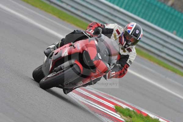 Motorcycle action photographs;Ty croes;anglesey;anglesey photographs;event digital images;eventdigitalimages;no limits trackday;peter wileman photography;trac mon;trackday;trackday digital images;trackday photos
