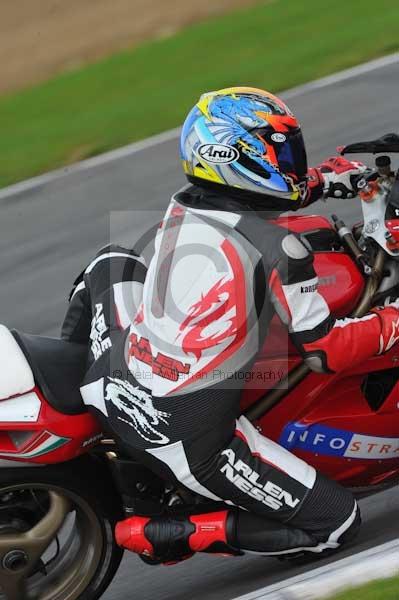 Motorcycle action photographs;Ty croes;anglesey;anglesey photographs;event digital images;eventdigitalimages;no limits trackday;peter wileman photography;trac mon;trackday;trackday digital images;trackday photos