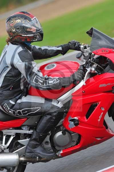 Motorcycle action photographs;Ty croes;anglesey;anglesey photographs;event digital images;eventdigitalimages;no limits trackday;peter wileman photography;trac mon;trackday;trackday digital images;trackday photos