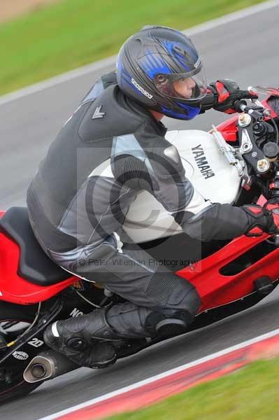 Motorcycle action photographs;Ty croes;anglesey;anglesey photographs;event digital images;eventdigitalimages;no limits trackday;peter wileman photography;trac mon;trackday;trackday digital images;trackday photos