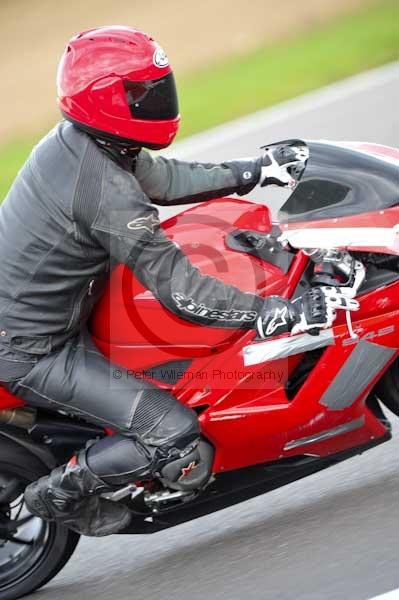 Motorcycle action photographs;Ty croes;anglesey;anglesey photographs;event digital images;eventdigitalimages;no limits trackday;peter wileman photography;trac mon;trackday;trackday digital images;trackday photos
