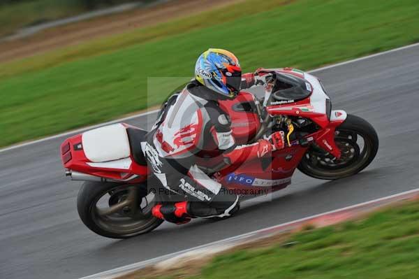 Motorcycle action photographs;Ty croes;anglesey;anglesey photographs;event digital images;eventdigitalimages;no limits trackday;peter wileman photography;trac mon;trackday;trackday digital images;trackday photos