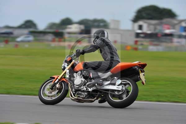 Motorcycle action photographs;Ty croes;anglesey;anglesey photographs;event digital images;eventdigitalimages;no limits trackday;peter wileman photography;trac mon;trackday;trackday digital images;trackday photos