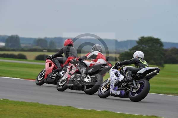 Motorcycle action photographs;Ty croes;anglesey;anglesey photographs;event digital images;eventdigitalimages;no limits trackday;peter wileman photography;trac mon;trackday;trackday digital images;trackday photos