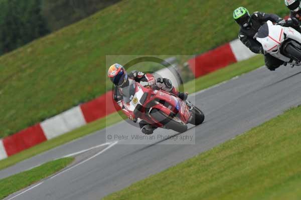Motorcycle action photographs;Ty croes;anglesey;anglesey photographs;event digital images;eventdigitalimages;no limits trackday;peter wileman photography;trac mon;trackday;trackday digital images;trackday photos