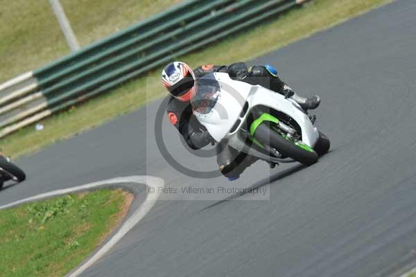 anglesey;brands hatch;cadwell park;croft;donington park;enduro digital images;event digital images;eventdigitalimages;mallory;no limits;oulton park;peter wileman photography;racing digital images;silverstone;snetterton;trackday digital images;trackday photos;vmcc banbury run;welsh 2 day enduro