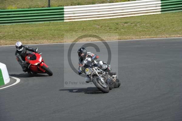 anglesey;brands hatch;cadwell park;croft;donington park;enduro digital images;event digital images;eventdigitalimages;mallory;no limits;oulton park;peter wileman photography;racing digital images;silverstone;snetterton;trackday digital images;trackday photos;vmcc banbury run;welsh 2 day enduro