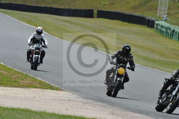anglesey;brands hatch;cadwell park;croft;donington park;enduro digital images;event digital images;eventdigitalimages;mallory;no limits;oulton park;peter wileman photography;racing digital images;silverstone;snetterton;trackday digital images;trackday photos;vmcc banbury run;welsh 2 day enduro