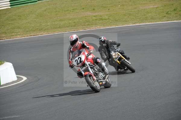 anglesey;brands hatch;cadwell park;croft;donington park;enduro digital images;event digital images;eventdigitalimages;mallory;no limits;oulton park;peter wileman photography;racing digital images;silverstone;snetterton;trackday digital images;trackday photos;vmcc banbury run;welsh 2 day enduro