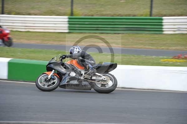 anglesey;brands hatch;cadwell park;croft;digital images;donington park;enduro;enduro digital images;event;event digital images;eventdigitalimages;mallory park;no limits;oulton park;peter wileman photography;racing;racing digital images;silverstone;snetterton;trackday;trackday digital images;trackday photos;vintage;vmcc banbury run;welsh 2 day enduro