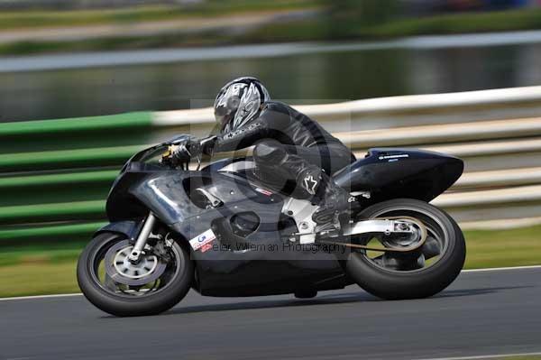 anglesey;brands hatch;cadwell park;croft;digital images;donington park;enduro;enduro digital images;event;event digital images;eventdigitalimages;mallory park;no limits;oulton park;peter wileman photography;racing;racing digital images;silverstone;snetterton;trackday;trackday digital images;trackday photos;vintage;vmcc banbury run;welsh 2 day enduro