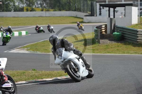 anglesey;brands hatch;cadwell park;croft;digital images;donington park;enduro;enduro digital images;event;event digital images;eventdigitalimages;mallory park;no limits;oulton park;peter wileman photography;racing;racing digital images;silverstone;snetterton;trackday;trackday digital images;trackday photos;vintage;vmcc banbury run;welsh 2 day enduro