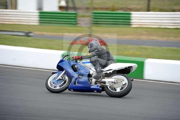anglesey;brands hatch;cadwell park;croft;digital images;donington park;enduro;enduro digital images;event;event digital images;eventdigitalimages;mallory park;no limits;oulton park;peter wileman photography;racing;racing digital images;silverstone;snetterton;trackday;trackday digital images;trackday photos;vintage;vmcc banbury run;welsh 2 day enduro