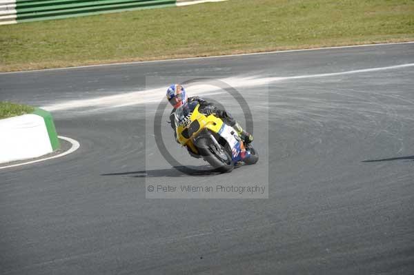 anglesey;brands hatch;cadwell park;croft;digital images;donington park;enduro;enduro digital images;event;event digital images;eventdigitalimages;mallory park;no limits;oulton park;peter wileman photography;racing;racing digital images;silverstone;snetterton;trackday;trackday digital images;trackday photos;vintage;vmcc banbury run;welsh 2 day enduro