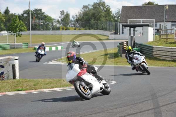 anglesey;brands hatch;cadwell park;croft;digital images;donington park;enduro;enduro digital images;event;event digital images;eventdigitalimages;mallory park;no limits;oulton park;peter wileman photography;racing;racing digital images;silverstone;snetterton;trackday;trackday digital images;trackday photos;vintage;vmcc banbury run;welsh 2 day enduro