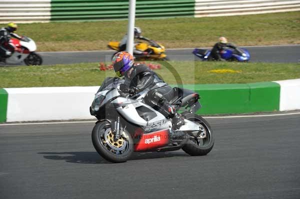 anglesey;brands hatch;cadwell park;croft;digital images;donington park;enduro;enduro digital images;event;event digital images;eventdigitalimages;mallory park;no limits;oulton park;peter wileman photography;racing;racing digital images;silverstone;snetterton;trackday;trackday digital images;trackday photos;vintage;vmcc banbury run;welsh 2 day enduro