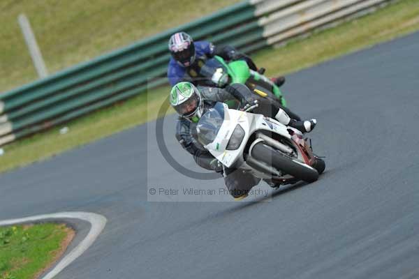 anglesey;brands hatch;cadwell park;croft;digital images;donington park;enduro;enduro digital images;event;event digital images;eventdigitalimages;mallory park;no limits;oulton park;peter wileman photography;racing;racing digital images;silverstone;snetterton;trackday;trackday digital images;trackday photos;vintage;vmcc banbury run;welsh 2 day enduro