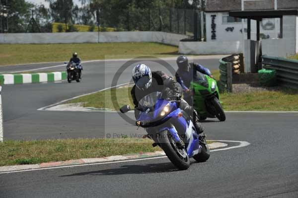 anglesey;brands hatch;cadwell park;croft;digital images;donington park;enduro;enduro digital images;event;event digital images;eventdigitalimages;mallory park;no limits;oulton park;peter wileman photography;racing;racing digital images;silverstone;snetterton;trackday;trackday digital images;trackday photos;vintage;vmcc banbury run;welsh 2 day enduro