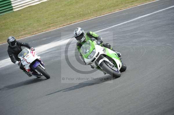 anglesey;brands hatch;cadwell park;croft;digital images;donington park;enduro;enduro digital images;event;event digital images;eventdigitalimages;mallory park;no limits;oulton park;peter wileman photography;racing;racing digital images;silverstone;snetterton;trackday;trackday digital images;trackday photos;vintage;vmcc banbury run;welsh 2 day enduro