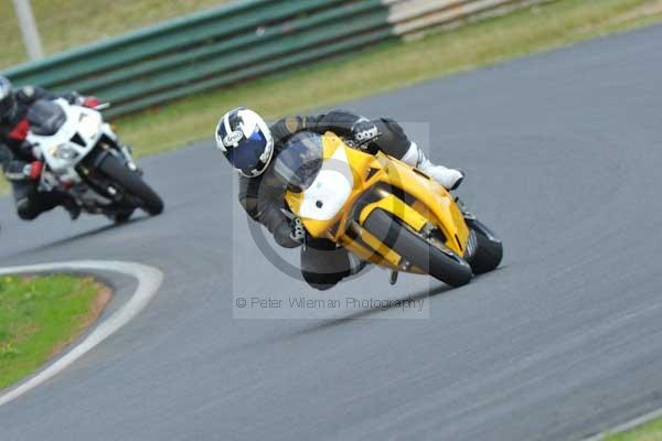 anglesey;brands hatch;cadwell park;croft;digital images;donington park;enduro;enduro digital images;event;event digital images;eventdigitalimages;mallory park;no limits;oulton park;peter wileman photography;racing;racing digital images;silverstone;snetterton;trackday;trackday digital images;trackday photos;vintage;vmcc banbury run;welsh 2 day enduro