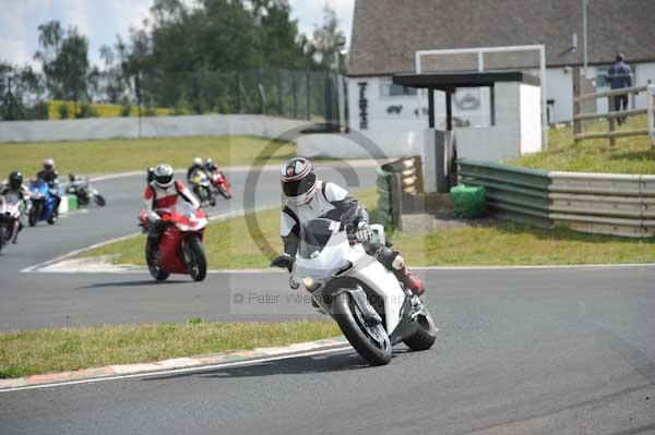 anglesey;brands hatch;cadwell park;croft;digital images;donington park;enduro;enduro digital images;event;event digital images;eventdigitalimages;mallory park;no limits;oulton park;peter wileman photography;racing;racing digital images;silverstone;snetterton;trackday;trackday digital images;trackday photos;vintage;vmcc banbury run;welsh 2 day enduro