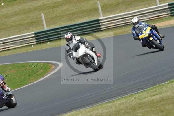 anglesey;brands hatch;cadwell park;croft;digital images;donington park;enduro;enduro digital images;event;event digital images;eventdigitalimages;mallory park;no limits;oulton park;peter wileman photography;racing;racing digital images;silverstone;snetterton;trackday;trackday digital images;trackday photos;vintage;vmcc banbury run;welsh 2 day enduro