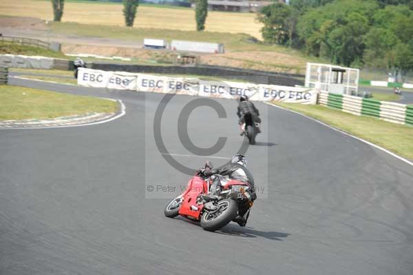 anglesey;brands hatch;cadwell park;croft;digital images;donington park;enduro;enduro digital images;event;event digital images;eventdigitalimages;mallory park;no limits;oulton park;peter wileman photography;racing;racing digital images;silverstone;snetterton;trackday;trackday digital images;trackday photos;vintage;vmcc banbury run;welsh 2 day enduro