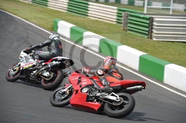 anglesey;brands hatch;cadwell park;croft;digital images;donington park;enduro;enduro digital images;event;event digital images;eventdigitalimages;mallory park;no limits;oulton park;peter wileman photography;racing;racing digital images;silverstone;snetterton;trackday;trackday digital images;trackday photos;vintage;vmcc banbury run;welsh 2 day enduro