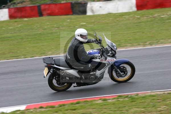 anglesey;brands hatch;cadwell park;croft;donington park;enduro digital images;event digital images;eventdigitalimages;mallory;no limits;oulton park;peter wileman photography;racing digital images;silverstone;snetterton;trackday digital images;trackday photos;vmcc banbury run;welsh 2 day enduro