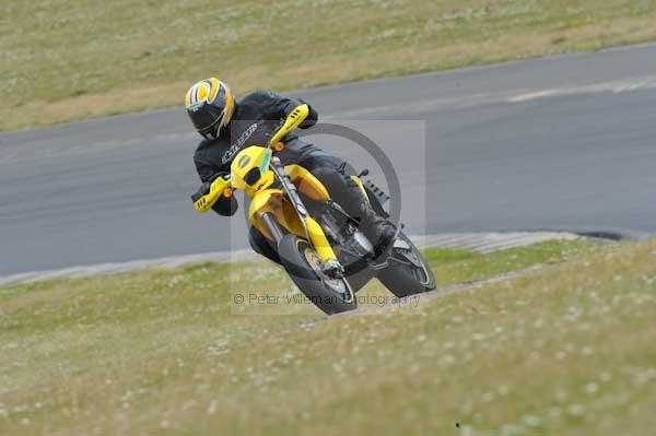 anglesey;brands hatch;cadwell park;croft;digital images;donington park;enduro;enduro digital images;event;event digital images;eventdigitalimages;mallory park;no limits;oulton park;peter wileman photography;racing;racing digital images;silverstone;snetterton;trackday;trackday digital images;trackday photos;vintage;vmcc banbury run;welsh 2 day enduro