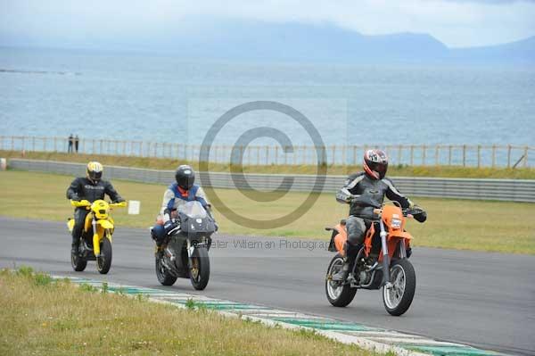 anglesey;brands hatch;cadwell park;croft;digital images;donington park;enduro;enduro digital images;event;event digital images;eventdigitalimages;mallory park;no limits;oulton park;peter wileman photography;racing;racing digital images;silverstone;snetterton;trackday;trackday digital images;trackday photos;vintage;vmcc banbury run;welsh 2 day enduro