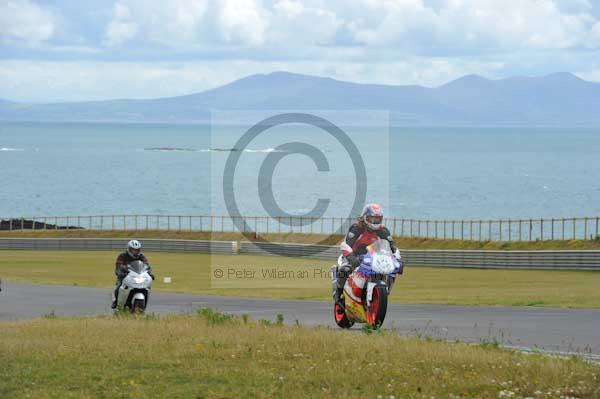 anglesey;brands hatch;cadwell park;croft;digital images;donington park;enduro;enduro digital images;event;event digital images;eventdigitalimages;mallory park;no limits;oulton park;peter wileman photography;racing;racing digital images;silverstone;snetterton;trackday;trackday digital images;trackday photos;vintage;vmcc banbury run;welsh 2 day enduro