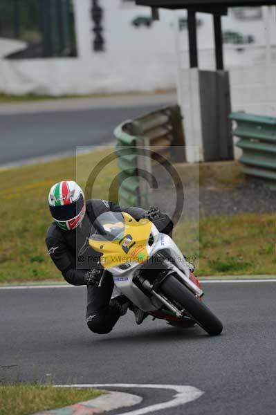 anglesey;brands hatch;cadwell park;croft;digital images;donington park;enduro;enduro digital images;event;event digital images;eventdigitalimages;mallory park;no limits;oulton park;peter wileman photography;racing;racing digital images;silverstone;snetterton;trackday;trackday digital images;trackday photos;vintage;vmcc banbury run;welsh 2 day enduro