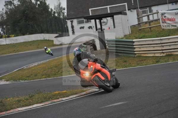 anglesey;brands hatch;cadwell park;croft;digital images;donington park;enduro;enduro digital images;event;event digital images;eventdigitalimages;mallory park;no limits;oulton park;peter wileman photography;racing;racing digital images;silverstone;snetterton;trackday;trackday digital images;trackday photos;vintage;vmcc banbury run;welsh 2 day enduro