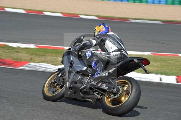 enduro digital images;event digital images;magny cours;no limits;peter wileman photography;racing digital images;trackday digital images;vmcc banbury run