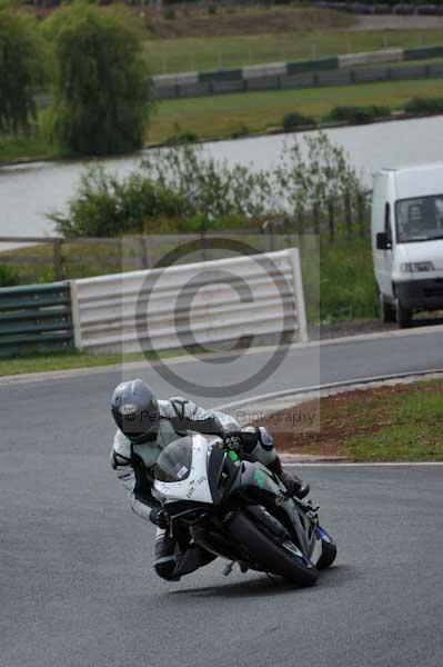 anglesey;brands hatch;cadwell park;croft;donington park;enduro digital images;event digital images;eventdigitalimages;mallory;no limits;oulton park;peter wileman photography;racing digital images;silverstone;snetterton;trackday digital images;trackday photos;vmcc banbury run