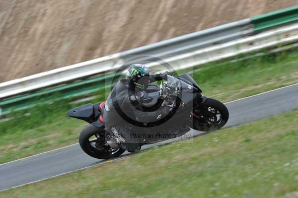 anglesey;brands hatch;cadwell park;croft;donington park;enduro digital images;event digital images;eventdigitalimages;mallory;no limits;oulton park;peter wileman photography;racing digital images;silverstone;snetterton;trackday digital images;trackday photos;vmcc banbury run