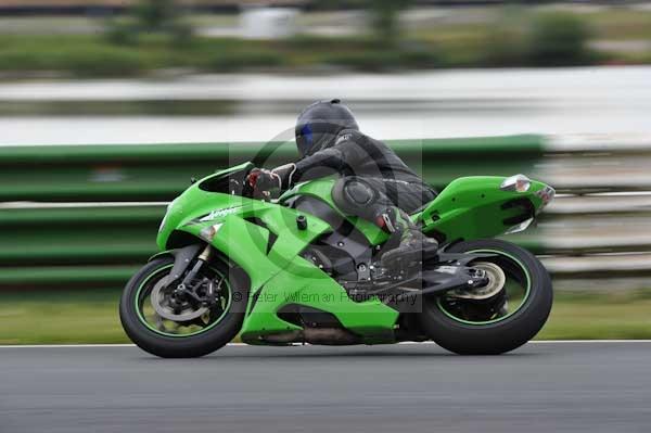 anglesey;brands hatch;cadwell park;croft;donington park;enduro digital images;event digital images;eventdigitalimages;mallory;no limits;oulton park;peter wileman photography;racing digital images;silverstone;snetterton;trackday digital images;trackday photos;vmcc banbury run