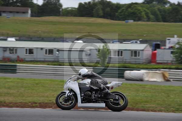 anglesey;brands hatch;cadwell park;croft;donington park;enduro digital images;event digital images;eventdigitalimages;mallory;no limits;oulton park;peter wileman photography;racing digital images;silverstone;snetterton;trackday digital images;trackday photos;vmcc banbury run