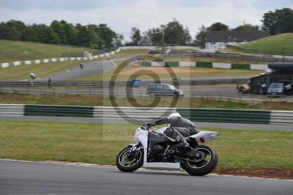 anglesey;brands hatch;cadwell park;croft;donington park;enduro digital images;event digital images;eventdigitalimages;mallory;no limits;oulton park;peter wileman photography;racing digital images;silverstone;snetterton;trackday digital images;trackday photos;vmcc banbury run